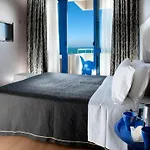 Hotel Baltic Riccione-fronte Mare 3*