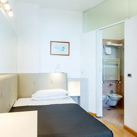 호텔 Baltic Riccione-fronte Mare 3*