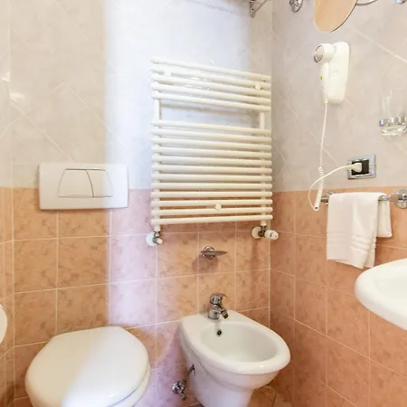 호텔 Baltic Riccione-fronte Mare