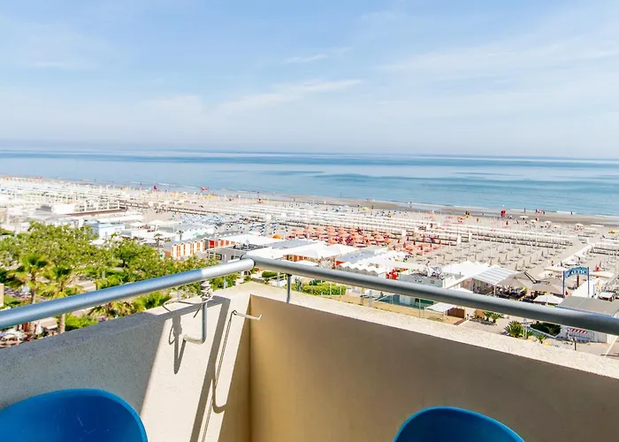 מלון Baltic Riccione-fronte Mare 3*