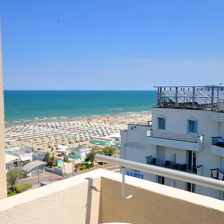 فندق Baltic Riccione-fronte Mare 3*