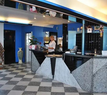 Baltic Riccione-fronte Mare ホテル 3*