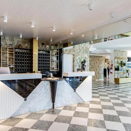 Hotel Baltic Riccione-fronte Mare Riccione