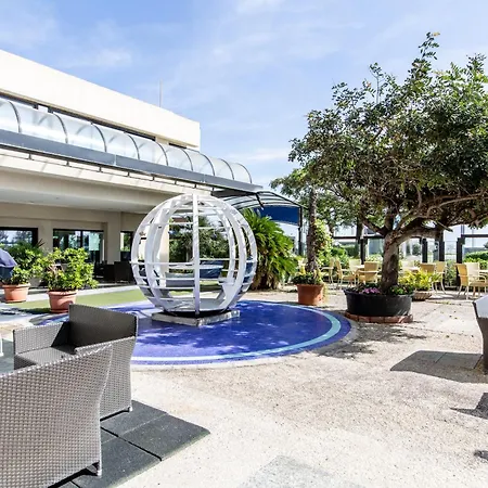 Baltic Riccione-fronte Mare ホテル リッチョーネ