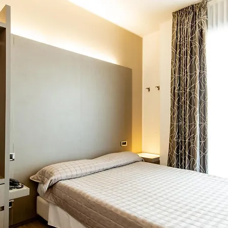 Baltic Riccione-fronte Mare ホテル 3*