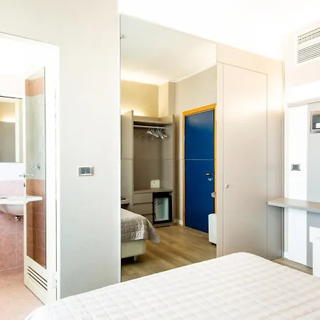 Baltic Riccione-fronte Mare リッチョーネ