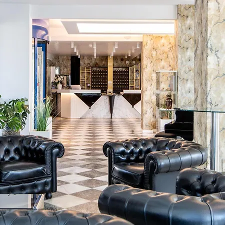 Hotel Baltic Riccione-fronte Mare Riccione