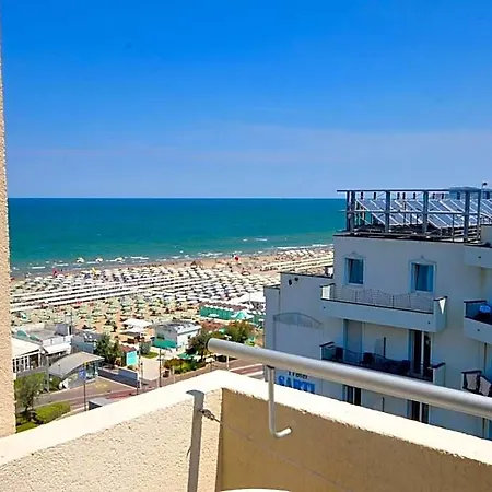 فندق Baltic Riccione-fronte Mare ريتشيوني