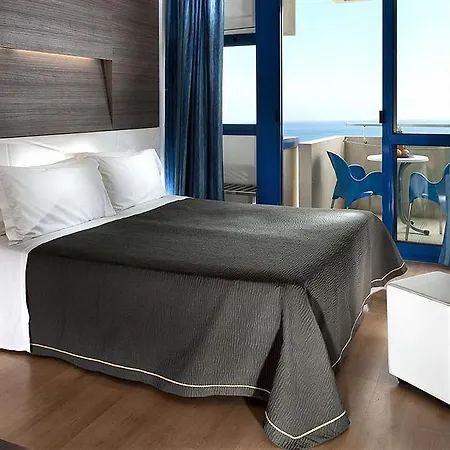 Baltic Riccione-fronte Mare ホテル