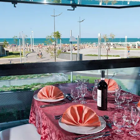 فندق Baltic Riccione-fronte Mare