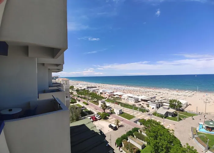 Baltic Riccione-fronte Mare 3* ריצ'יונה