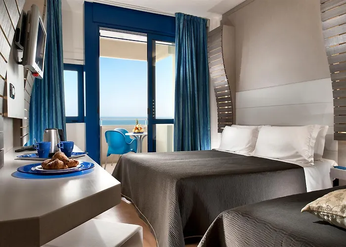 Hotel Baltic Riccione-fronte Mare 3*