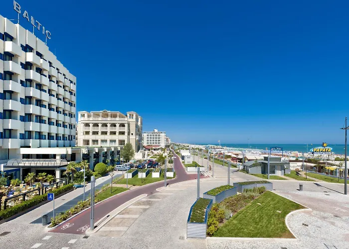 Baltic Riccione-fronte Mare 3*