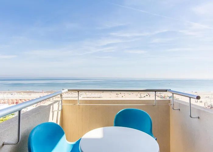 Baltic Riccione-fronte Mare 호텔 3*