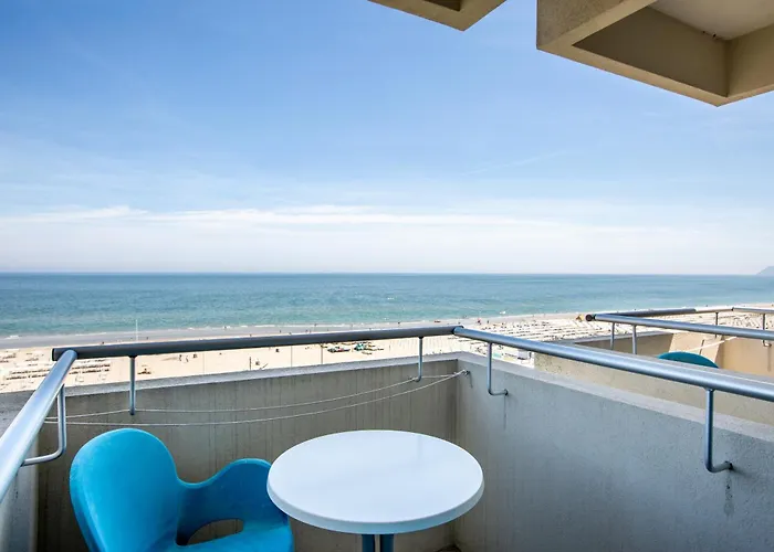 Baltic Riccione-fronte Mare 3* ריצ'יונה