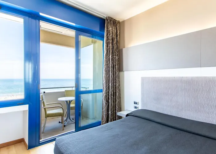 מלון Baltic Riccione-fronte Mare