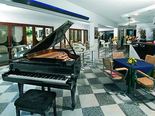 Baltic Riccione-fronte Mare Riccione